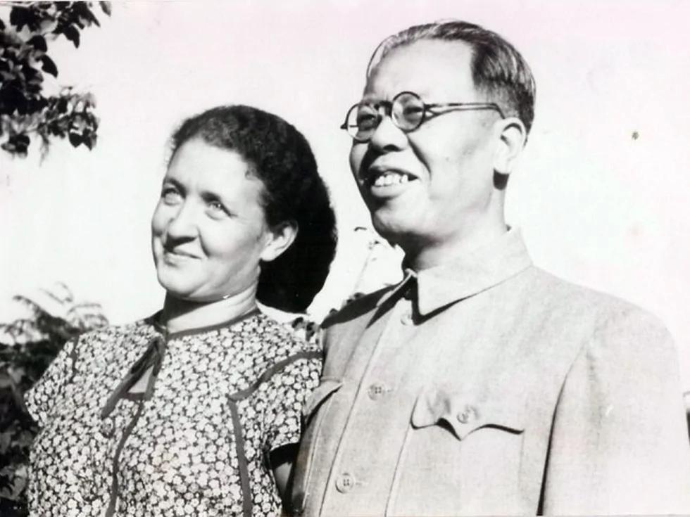 엘리자베타 키시키나와 리리싼