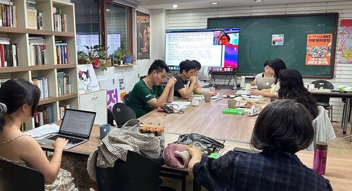 8월 플랫폼C 페미니즘 공부모임 『다시 페미니즘의 도전』