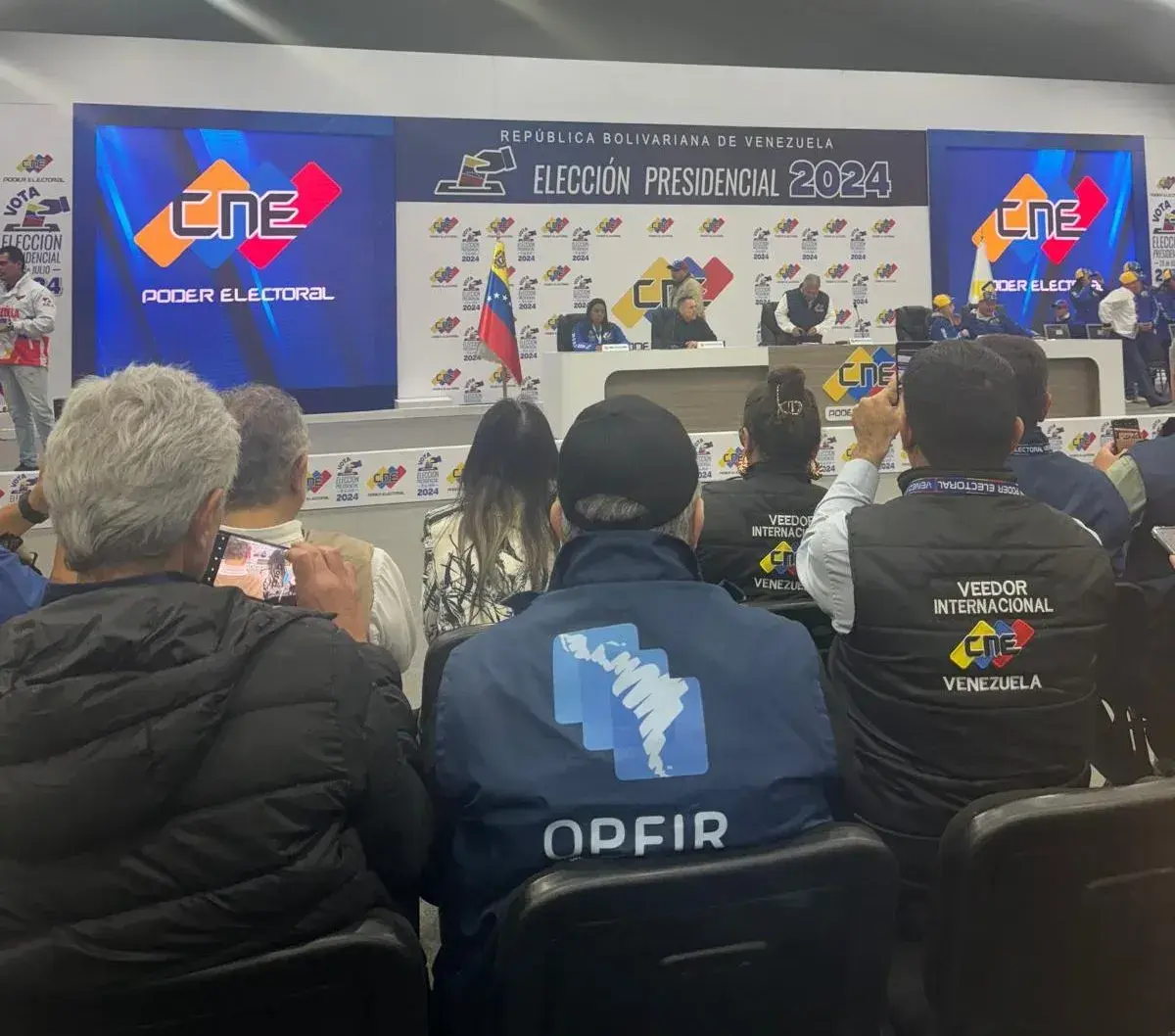 2024년 전미변호사협회 국제위원회는 베네수엘라 대통령 선거를 참관하기 위해 5명의 참관인을 파견했다.
